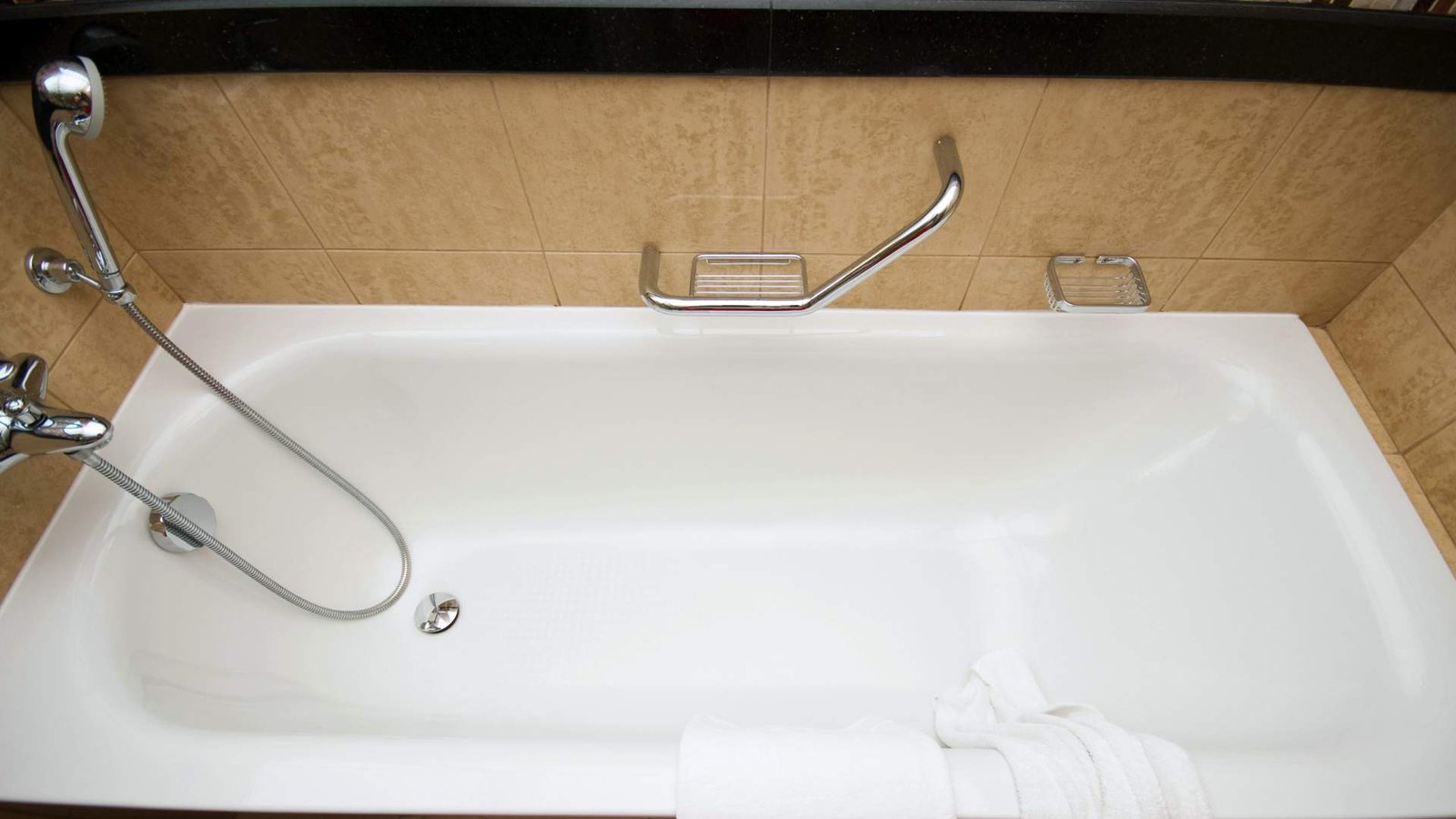 How to Add Accessible Bathtubs to Your Bathroom Remodel